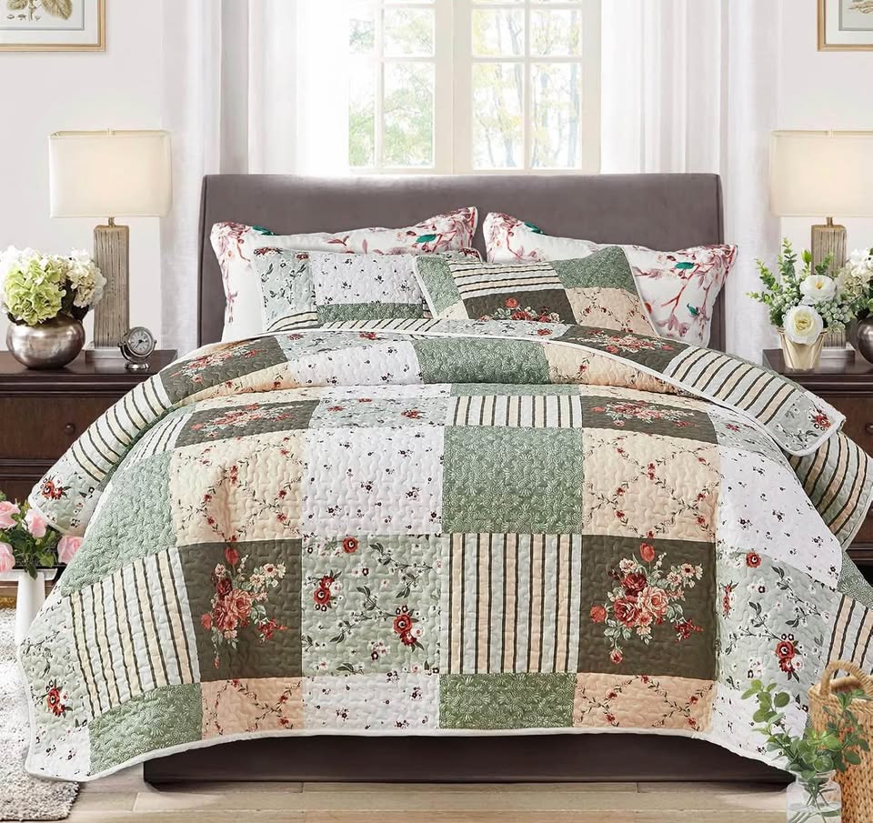 Green Floral Patchwork Quilt Bedding Set – Queen